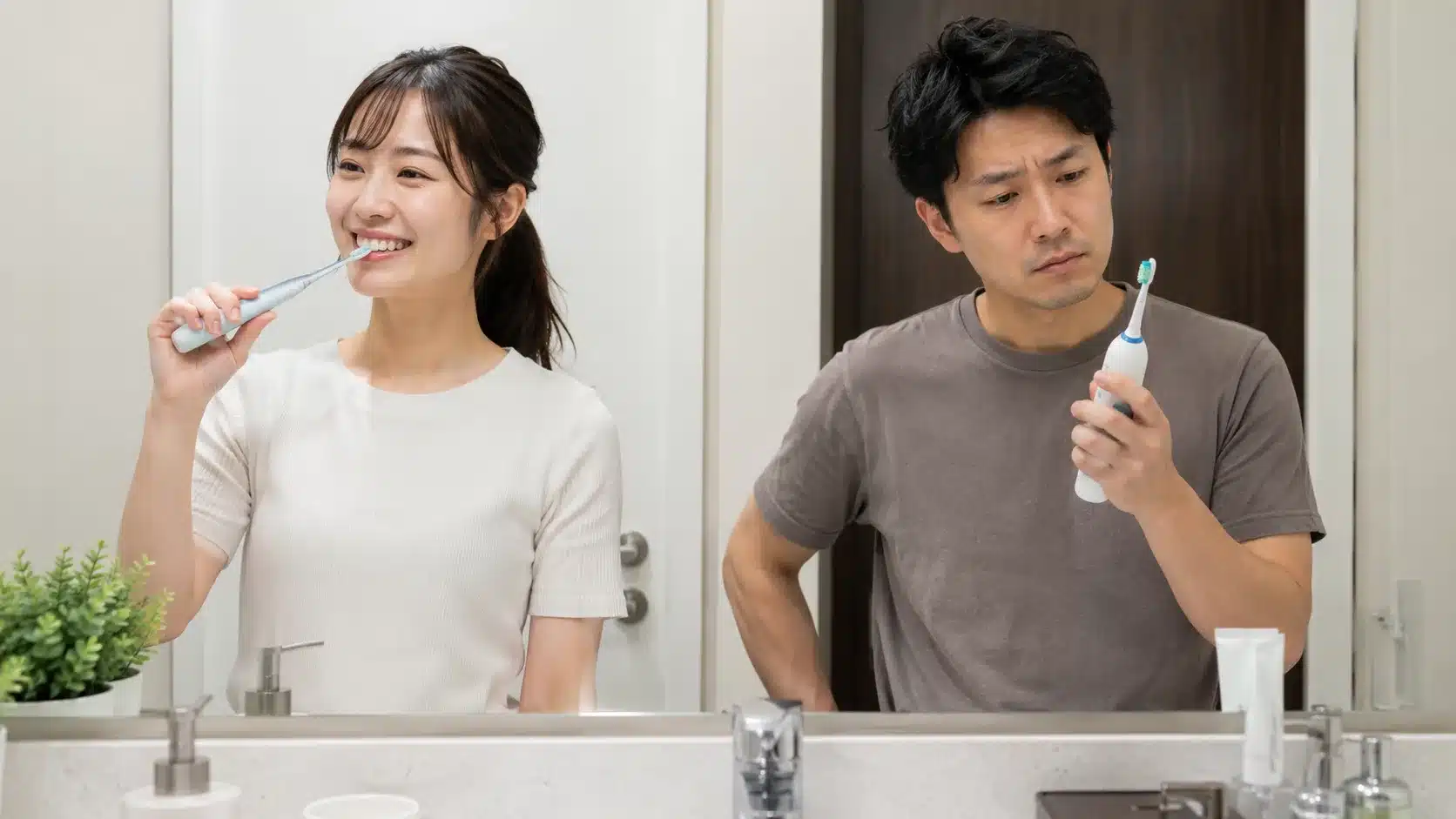 ⑦利用者の良い口コミや悪い口コミから見るメリット・デメリット『電動歯ブラシ 超音波 回転 どっちが良い 置き場 収納 アイデア 回転 振動 どっち』